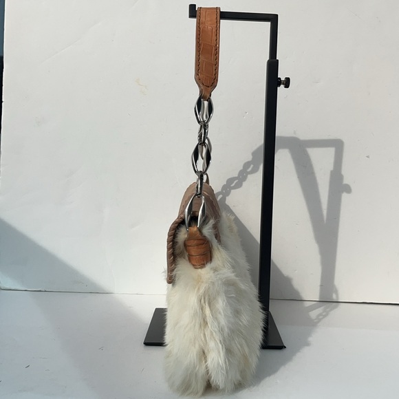 Auth. Vintage Tod's Rabbit Fur Suede/Leather Shoulder Handbag - Picture 4 of 16